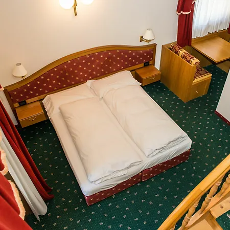 Szálloda Alba 3*